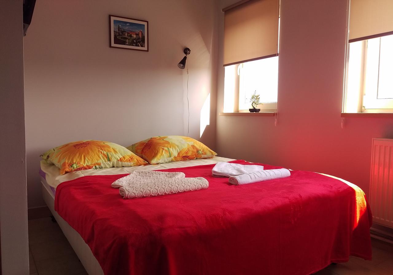 Hostel Bazar Красков Екстериор снимка