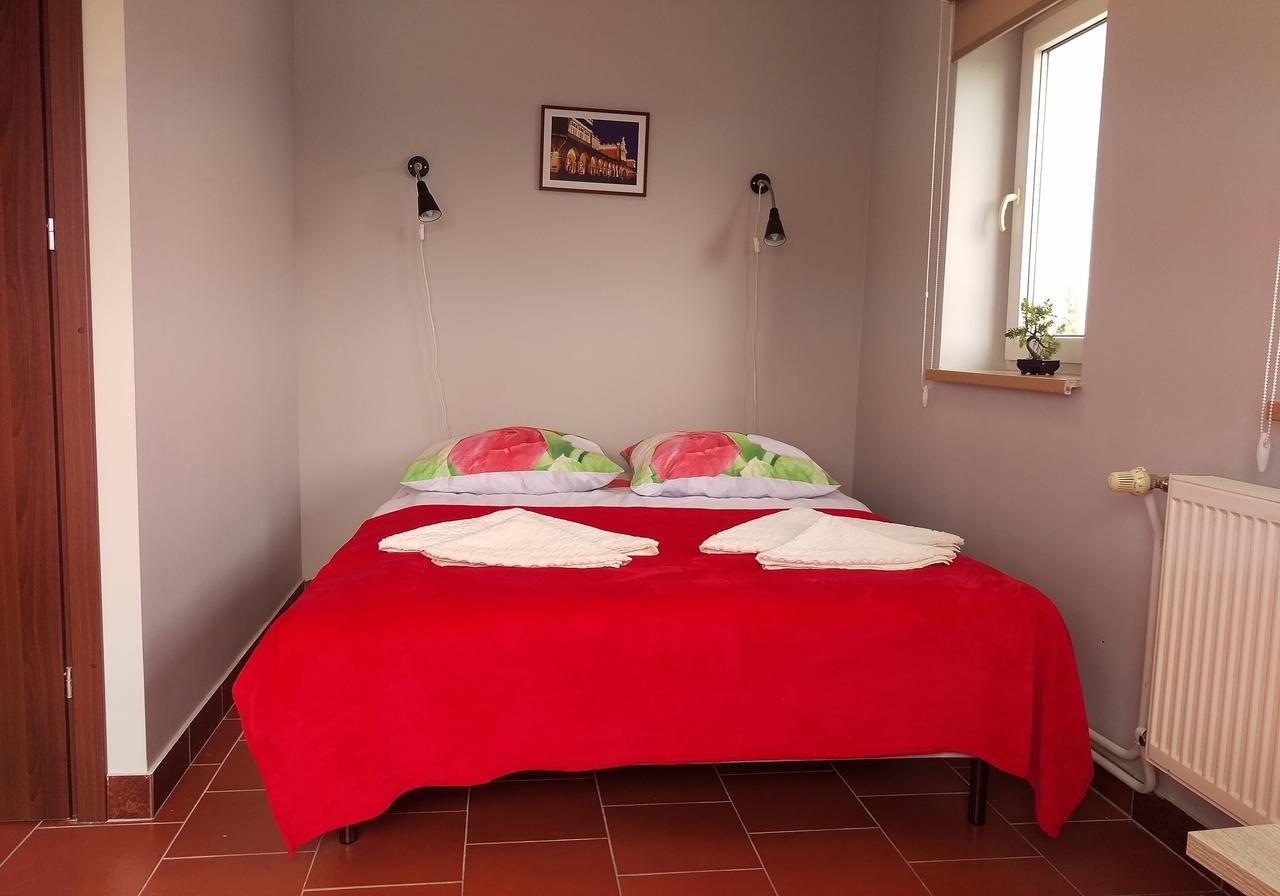 Hostel Bazar Красков Екстериор снимка